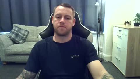 mrengland86566 online show from February 2026 09:18:02 AM