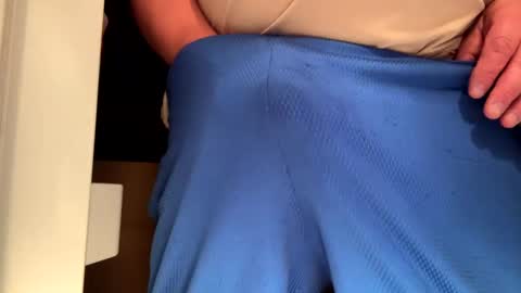 mreric_210 online show from October 2025 06:23:02 AM