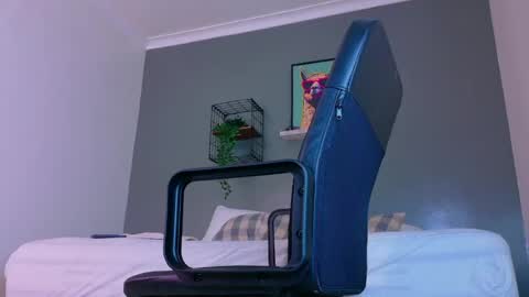 Mr Fox online show from April 2026 07:29:02 PM