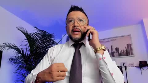 MrFrank. online show from December 2024 02:56:01 PM