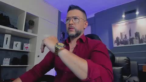 MrFrank. online show from September 2025 01:49:01 PM