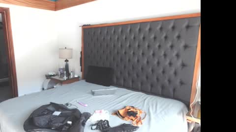 MrFunTimeforYou online show from February 2025 08:51:02 PM