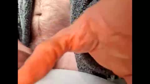 mrhoupmaner online show from April 2026 07:18:01 PM