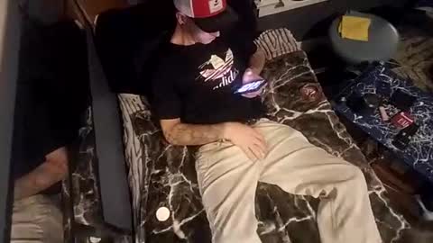 mrj1979 online show from November 2025 10:47:02 AM