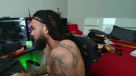 Snapshot of mrjacksonsplayroom chatting on February 2026 06:19:01 PM X TeamTJackson tnacamgirls online show from February 2026 06:19:01 PM