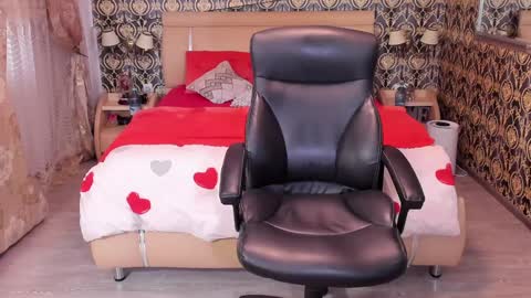 mrkarlhot99 online show from February 2025 01:11:02 PM