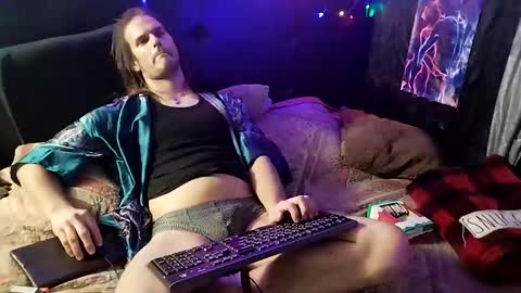 Snapshot of mrkinksized chatting on January 2025 11:31:02 AM MrKinkSized online show from January 2025 11:31:02 AM