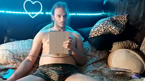 Snapshot of mrkinksized chatting on March 2025 06:07:02 AM MrKinkSized online show from March 2025 06:07:02 AM