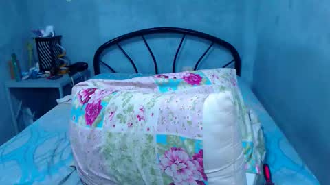 Snapshot of mrladybunnycock chatting on October 2025 02:28:02 AM mrladybunnycock online show from October 2025 02:28:02 AM