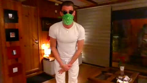 Mr Long online show from December 2024 10:07:02 PM