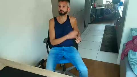 mrlongplay835366 online show from September 2025 11:36:02 AM