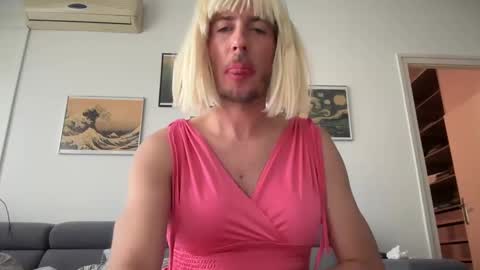 TaleOfLaura online show from December 2024 11:58:01 AM