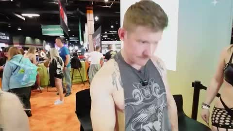 LEXII  LUTHER online show from April 2026 10:03:02 PM