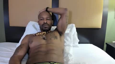 mromg007 online show from November 2025 03:40:01 AM