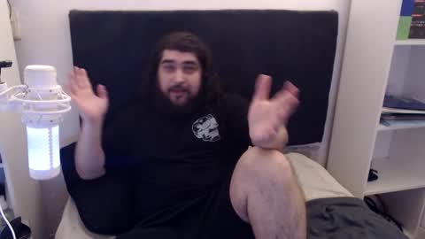 Snapshot of mrpuffymen chatting on March 2026 09:35:01 AM MrPuffy online show from March 2026 09:35:01 AM