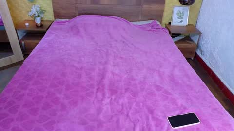 mrs_buttocks online show from December 2024 02:27:02 PM