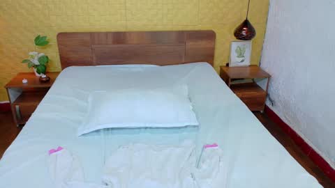 mrs_buttocks online show from December 2024 12:57:02 PM