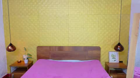 mrs_buttocks online show from February 2025 05:18:02 PM