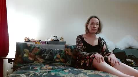 Mrs Velvet Vixen online show from November 2025 08:41:01 AM