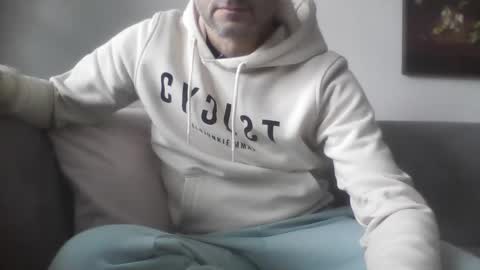 Snapshot of mrserenade46 chatting on January 2025 10:40:01 AM Mrserenade online show from January 2025 10:40:01 AM