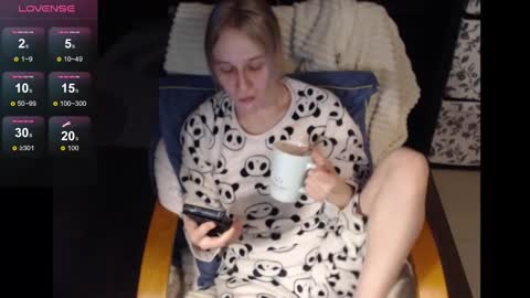 Snapshot of mrsluck chatting on January 2025 04:48:02 AM Sasha online show from January 2025 04:48:02 AM