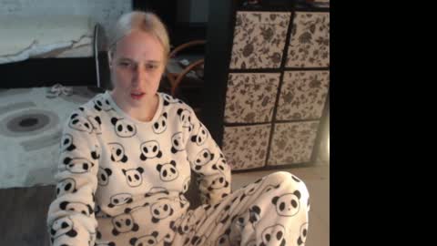 Sasha online show from April 2026 09:39:33 PM