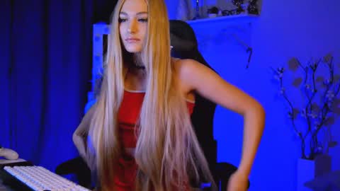 YOUR OWNER online show from December 2024 11:51:01 PM