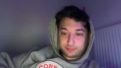 Yan online show from November 2025 06:34:01 PM