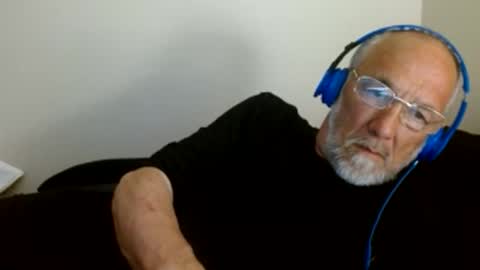 Snapshot of mrtease5 chatting on April 2026 03:33:02 AM mrtease5 online show from April 2026 03:33:02 AM