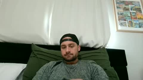 mrthickly818 online show from February 2026 04:03:02 PM