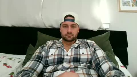 mrthickly818 online show from February 2026 02:26:02 PM