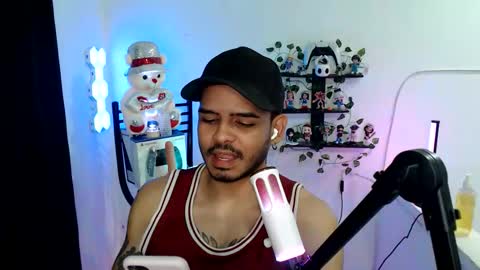 Snapshot of mrvgs chatting on May 2026 11:21:01 PM Mr Vgs online show from May 2026 11:21:01 PM