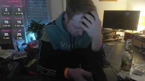 Snapshot of mrzaasch chatting on March 2026 04:57:02 PM Sascha online show from March 2026 04:57:02 PM