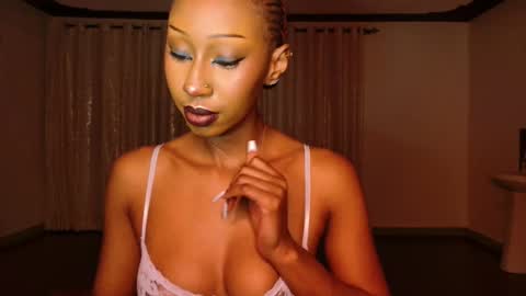 Snapshot of ms_crystal chatting on November 2025 08:42:01 PM ms_crystal online show from November 2025 08:42:01 PM