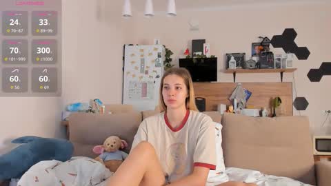 Ms ForYOU online show from September 2025 03:43:01 AM