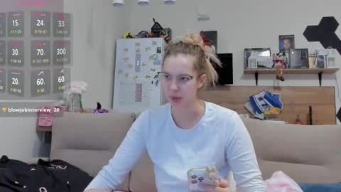 Snapshot of ms_foryou chatting on February 2026 03:44:01 AM Ms ForYOU online show from February 2026 03:44:01 AM