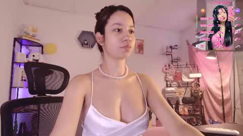 Snapshot of ms_lissa chatting on July 2026 06:01:02 PM MISS LISSA online show from July 2026 06:01:02 PM