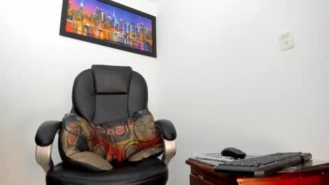 ms_lunarose online show from October 2025 01:11:01 AM