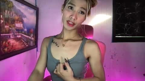 Snapshot of ms_maureenx69x chatting on April 2026 10:48:01 PM ms_maureenx69x online show from April 2026 10:48:01 PM