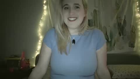 msclairewhatever online show from October 2025 05:17:02 AM