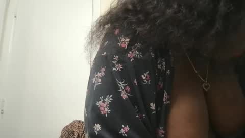 Chocolate  Candy   Stick online show from September 2025 07:26:01 PM