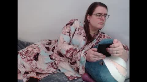 MspluraliT online show from March 2026 04:43:01 PM