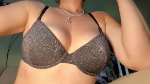 MsPurrfectLove online show from March 2025 02:04:01 AM