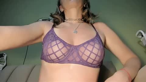 Snapshot of mspurrfectlove chatting on May 2026 02:40:02 AM MsPurrfectLove online show from May 2026 02:40:02 AM