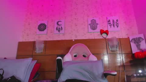 Manuela  online show from January 2025 06:03:02 AM