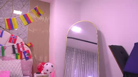 Snapshot of mssburbuja chatting on July 2026 03:41:02 AM Manuela online show from July 2026 03:41:02 AM