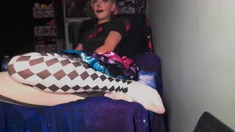 MsVioletx online show from June 2026 06:08:02 PM