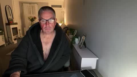 mtb1697 online show from October 2025 12:00:01 AM