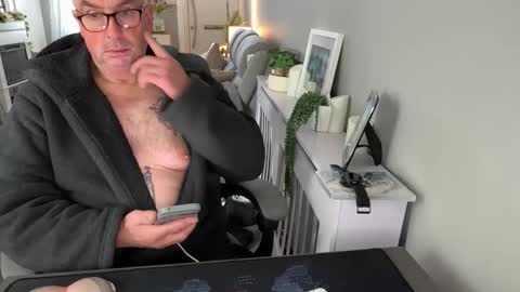 mtb1697 online show from April 2026 08:09:02 AM