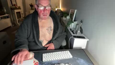 mtb1697 online show from April 2026 10:46:02 PM